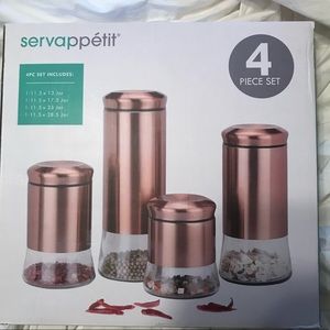Brand new food storage containers